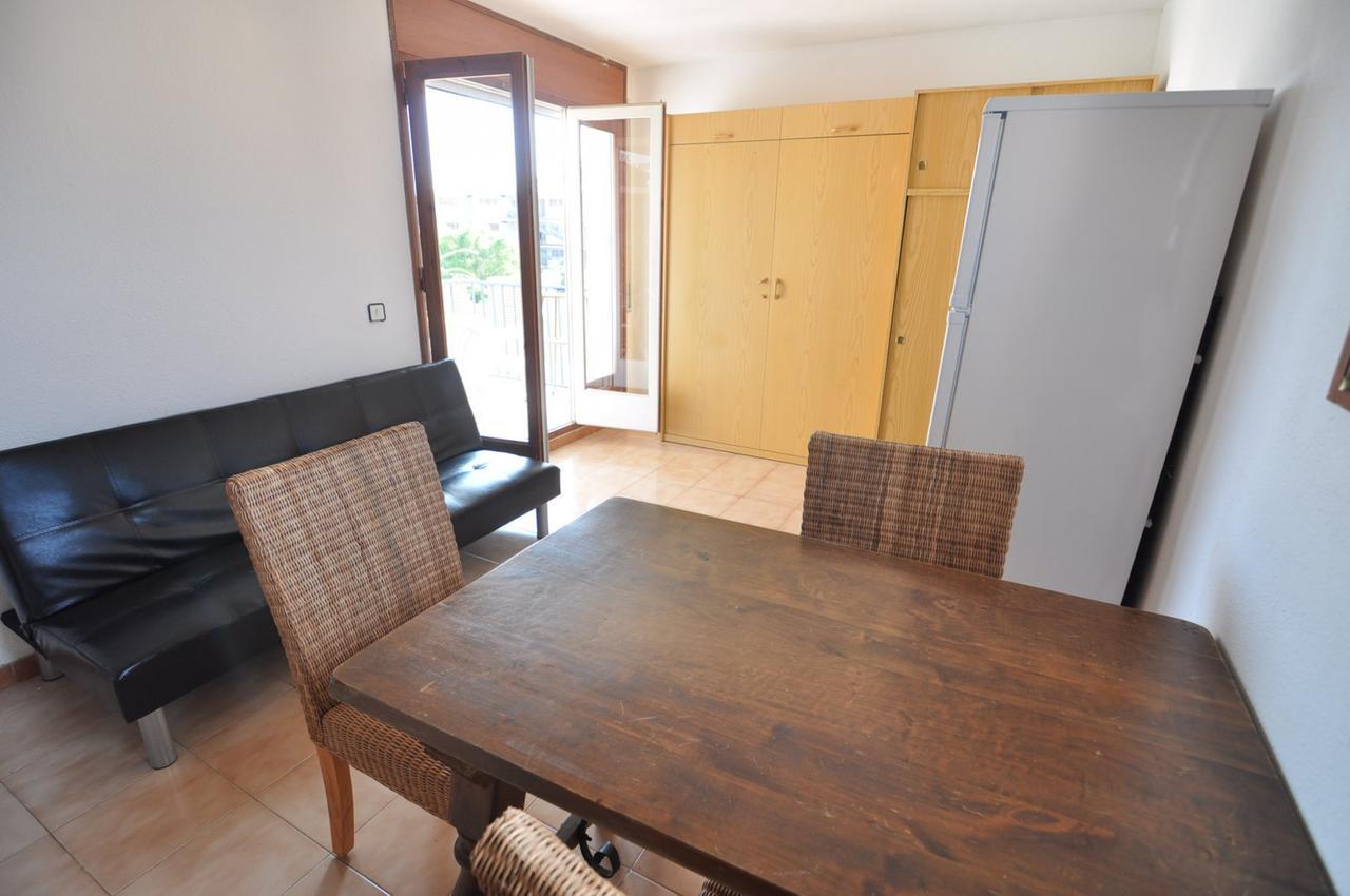 Apartament Rnet - Sol Y Playa Roses Zewnętrze zdjęcie